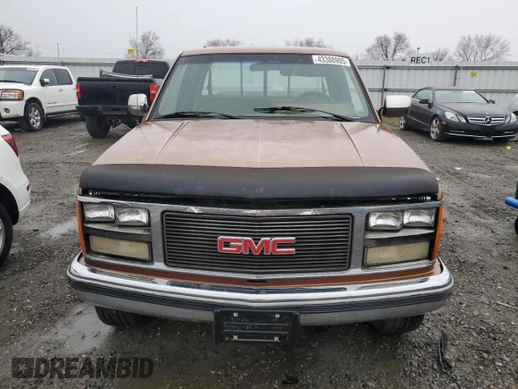 1989 GMC Sierra 1500 with VIN 2GTGC29K4K1535524, listed as a Copart auction lot 43388905 with 1,107,360 mi miles and Clean Title. Bid and sale history available at DreamBid. Image 5.