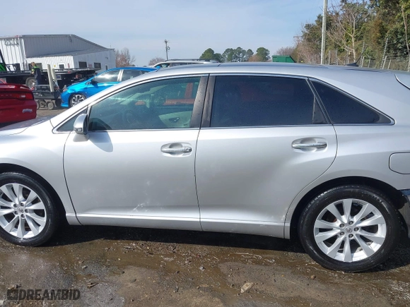 2013 Toyota Venza LE with VIN 4T3ZA3BB8DU080430, listed as a IAAI auction lot 41796127 with 226,403 mi miles. Bid and sale history available at carsss.com. Image 14.