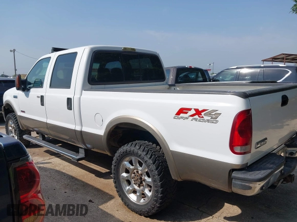 2005 Ford F-250 XL с VIN 1FTSW21P25EA13745, выставлен на аукционе IAAI как лот 42273521 с пробегом 259 024 миль миль и . История ставок и продаж доступна на DreamBid. Изображение 14.