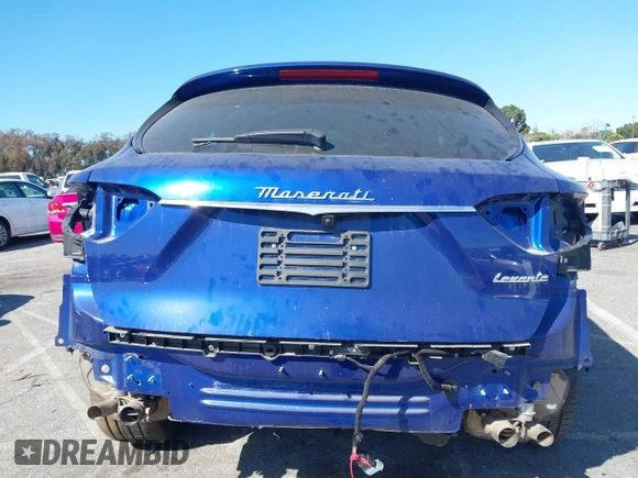 2022 Maserati Levante GT z VIN ZN661XUA1NX390431, wystawiony jako IAAI lot #41825681 z przebiegiem 14 591 mil mil oraz . Historia ofert i sprzedaży dostępna na DreamBid. Obrazek 16.