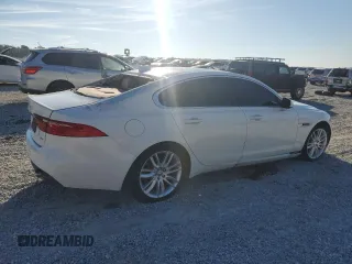 2016 Jaguar XF 35t Prestige with VIN SAJBE4BV5GCY02953, listed as a Copart auction lot 76556244 with 86,993 mi miles and Salvage Title. Bid and sale history available at carsss.com. Image 3.