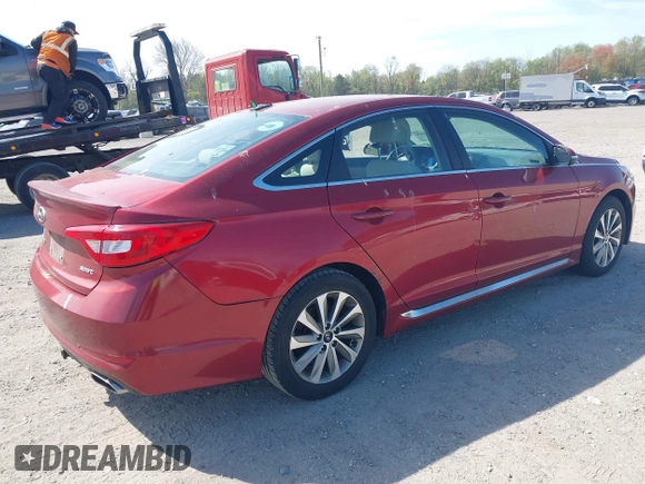 2015 Hyundai Sonata Limited with VIN 5NPE34AF7FH088872, listed as a IAAI auction lot 42105320 with 151,622 mi miles and . Bid and sale history available at carsss.com. Image 4.