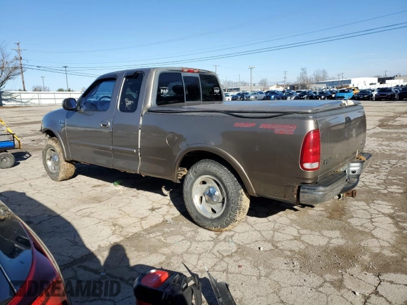 2001 Ford F-150 XL with VIN 1FTRX18L11NA45878, listed as a Copart auction lot 44269355 with 0 mi miles and Salvage Title. Bid and sale history available at carsss.com. Image 2.