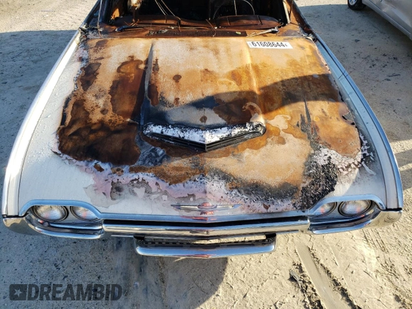 1962 Ford Thunderbird with VIN 2Y83Z121065, listed as a Copart auction lot 61608644 with Not Provided miles and Non Repairable. Bid and sale history available at DreamBid. Image 11.