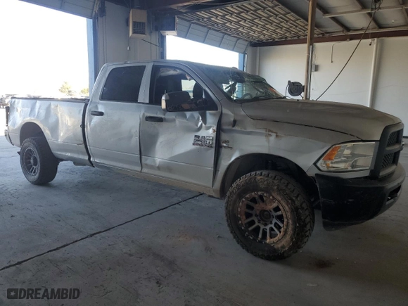 2018 Ram 2500 Tradesman with VIN 3C6UR5HL0JG193001, listed as a Copart auction lot 73116604 with 141,405 mi miles and Salvage Title. Bid and sale history available at carsss.com. Image 4.