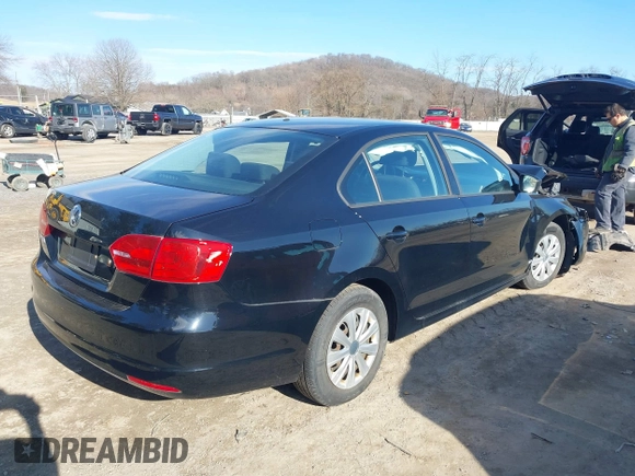 2014 Volkswagen Jetta Sedan S with VIN 3VW1K7AJ8EM373383, listed as a IAAI auction lot 41731528 with 51,030 mi miles. Bid and sale history available at carsss.com. Image 4.