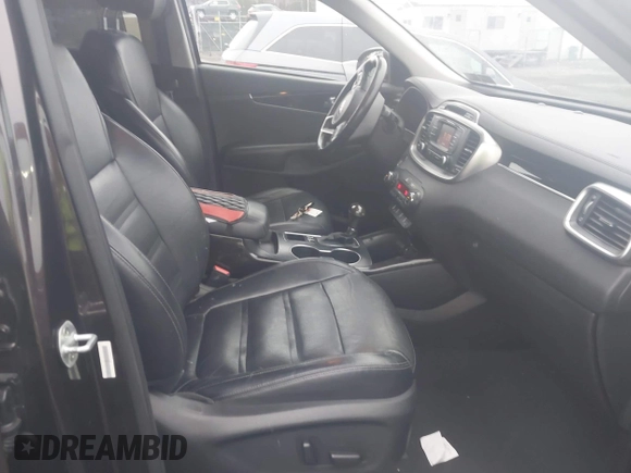 2016 Kia Sorento EX with VIN 5XYPHDA57GG007122, listed as a IAAI auction lot 41866081 with 79,534 mi miles. Bid and sale history available at carsss.com. Image 5.