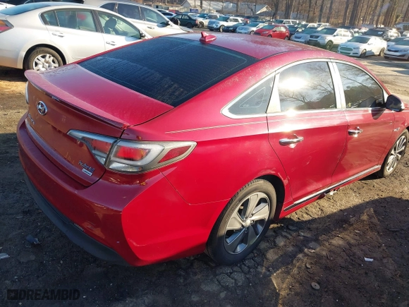 2016 Hyundai Sonata Hybrid Limited with VIN KMHE34L14GA017151, listed as a IAAI auction lot 41636602 with 170,050 mi miles. Bid and sale history available at carsss.com. Image 4.