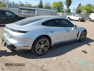 2022 Porsche Taycan z VIN WP0AA2Y19NSA15847, wystawiony jako Copart lot #54012535 z przebiegiem 28 002 mil mil oraz Szkody całkowita. Historia ofert i sprzedaży dostępna na DreamBid. Obrazek 3.