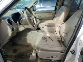 2009 Mercury Mountaineer Premier z VIN 4M2EU48E79UJ03014, wystawiony jako Copart lot #54205355 z przebiegiem Nie podano mil oraz Nie do naprawy. Historia ofert i sprzedaży dostępna na DreamBid. Obrazek 7.