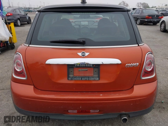 2011 MINI Hardtop with VIN WMWSU3C55BT097555, listed as a IAAI auction lot 42043733 with 185,071 mi miles and . Bid and sale history available at DreamBid. Image 13.
