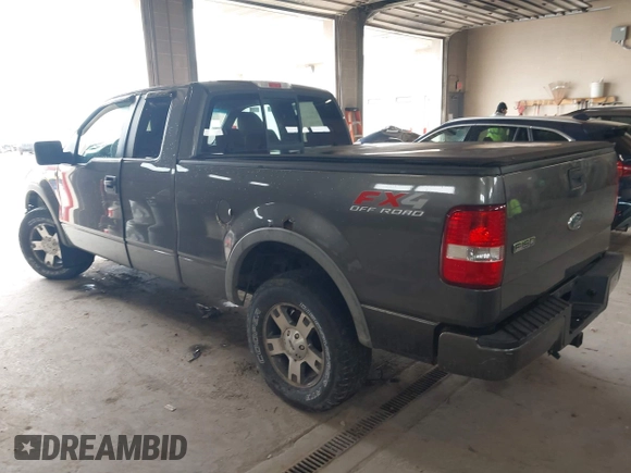 2007 Ford F-150 XLT with VIN 1FTPX14V47FA46038, listed as a IAAI auction lot 42115958 with 179,939 mi miles. Bid and sale history available at carsss.com. Image 3.