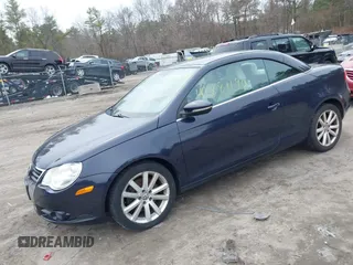 2011 Volkswagen Eos Komfort с VIN WVWBA7AH5BV001475, выставлен на аукционе IAAI как лот 41881190 с пробегом 237 064 миль миль и . История ставок и продаж доступна на DreamBid. Изображение 2.