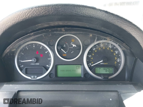 2008 Land Rover Range Rover Sport HSE with VIN SALSF25408A184613, listed as a IAAI auction lot 42582838 with 166,969 mi miles and . Bid and sale history available at DreamBid. Image 7.