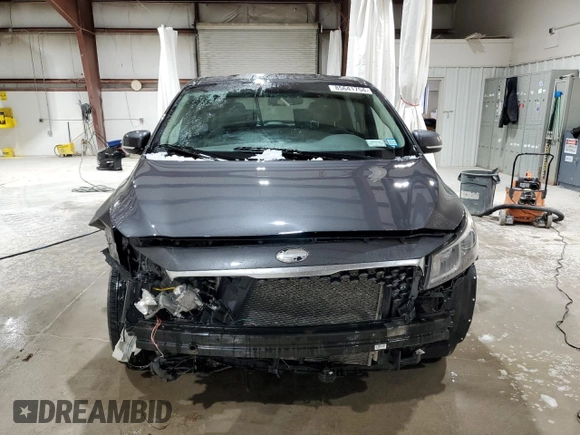 2018 Kia Sedona LX with VIN KNDMB5C1XJ6381951, listed as a Copart auction lot 85641754 with 152,134 mi miles and Salvage Title. Bid and sale history available at carsss.com. Image 5.