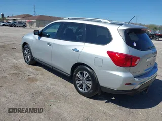 2017 Nissan Pathfinder S with VIN 5N1DR2MN5HC683800, listed as a IAAI auction lot 42228769 with 44,029 mi miles and . Bid and sale history available at DreamBid. Image 3.
