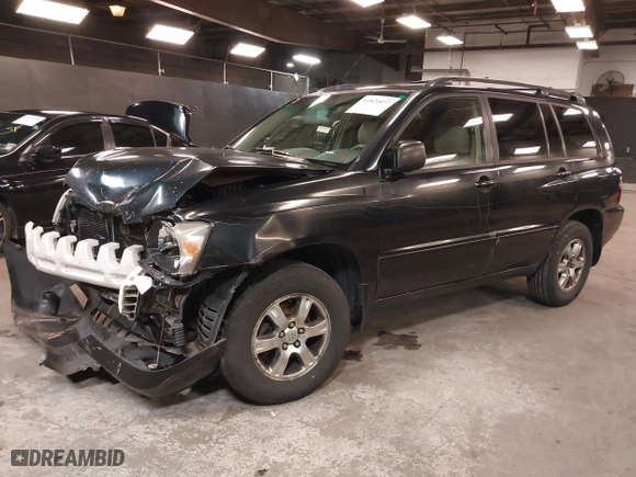 2004 Toyota Highlander with VIN JTEEP21A740043174, listed as a IAAI auction lot 41821037 with 453,624 mi miles. Bid and sale history available at carsss.com. Image 18.
