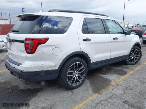 2019 Ford Explorer Sport with VIN 1FM5K8GT8KGA73895, listed as a IAAI auction lot 41546113 with 110,855 mi miles. Bid and sale history available at carsss.com. Image 4.