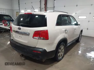 2012 Kia Sorento LX with VIN 5XYKTDA25CG226072, listed as a IAAI auction lot 41398669 with 229,218 mi miles. Bid and sale history available at carsss.com. Image 4.