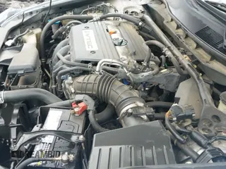 2008 Honda Accord EX-L z VIN JHMCP26818C012636, wystawiony jako IAAI lot #42171692 z przebiegiem 183 907 mil mil oraz . Historia ofert i sprzedaży dostępna na DreamBid. Obrazek 20.