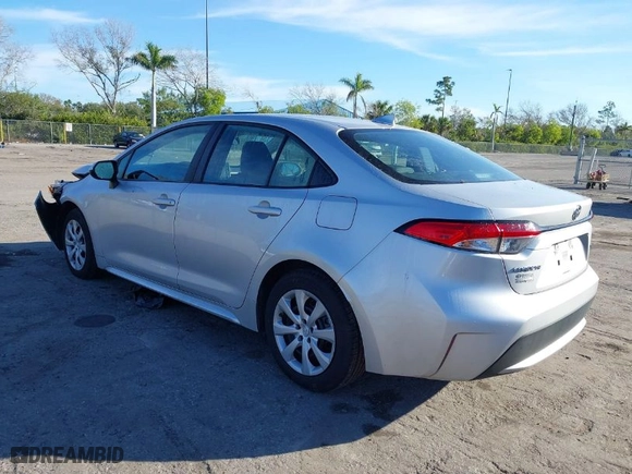 2021 Toyota Corolla LE with VIN 5YFEPMAE3MP180105, listed as a IAAI auction lot 41436689 with 89,476 mi miles. Bid and sale history available at carsss.com. Image 3.