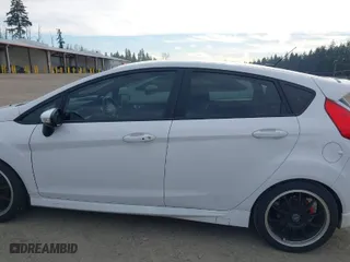 2015 Ford Fiesta ST with VIN 3FADP4GX6FM137947, listed as a IAAI auction lot 41419272 with 145,010 mi miles. Bid and sale history available at carsss.com. Image 14.