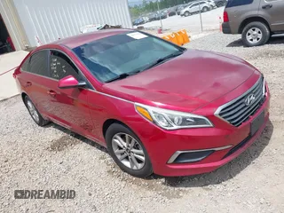 2016 Hyundai Sonata SE z VIN 5NPE24AF8GH315118, wystawiony jako IAAI lot #42072090 z przebiegiem 207 561 mil mil oraz . Historia ofert i sprzedaży dostępna na DreamBid. Obrazek 1.