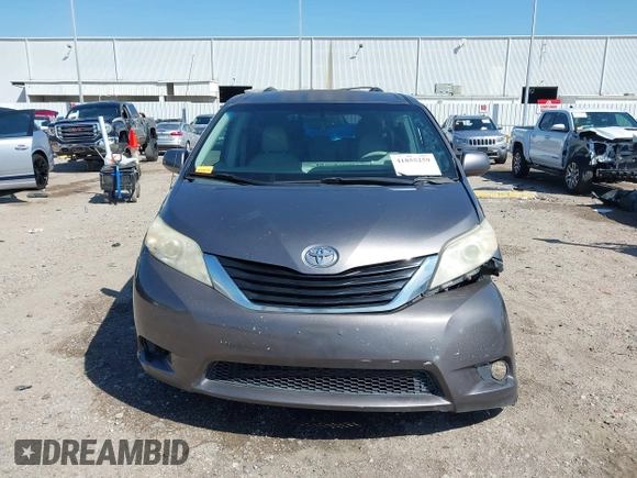 2011 Toyota Sienna LE AAS with VIN 5TDKK3DC0BS103380, listed as a IAAI auction lot 41855259 with 216,022 mi miles. Bid and sale history available at carsss.com. Image 12.