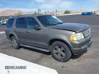 2003 Ford Explorer Limited с VIN 1FMDU65W73ZA37208, выставлен на аукционе IAAI как лот 42043797 с пробегом 235 652 миль миль и . История ставок и продаж доступна на DreamBid. Изображение 1.