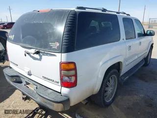 2003 Chevrolet Suburban Z71 with VIN 3GNFK16Z63G181774, listed as a IAAI auction lot 41838337 with 1 mi miles. Bid and sale history available at carsss.com. Image 4.