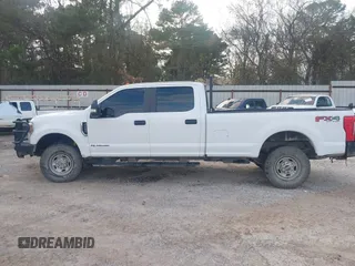 2018 Ford Super Duty F-250 SRW XL with VIN 1FT7W2BT8JEB42178, listed as a IAAI auction lot 41205643 with 196,238 mi miles. Bid and sale history available at carsss.com. Image 14.