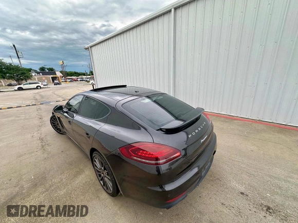 2015 Porsche Panamera 4 с VIN WP0AA2A79FL001552, выставлен на аукционе Copart как лот 60759975 с пробегом 163 347 миль миль и Чистый • Clean title. История ставок и продаж доступна на DreamBid. Изображение 3.