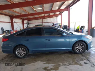 2017 Hyundai Sonata SE with VIN 5NPE24AF5HH488516, listed as a IAAI auction lot 41991400 with 183,514 mi miles. Bid and sale history available at carsss.com. Image 13.