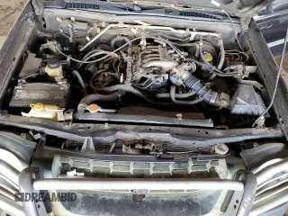 2002 Nissan Xterra XE with VIN 5N1ED28T62C534587, listed as a Copart auction lot 52828005 with 185,848 mi miles and Salvage title. Bid and sale history available at DreamBid. Image 12.
