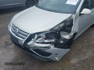 2010 Volkswagen Jetta S с VIN 3VWJZ7AJ5AM089487, выставлен на аукционе IAAI как лот 42316678 с пробегом 148 571 миль миль и . История ставок и продаж доступна на DreamBid. Изображение 6.