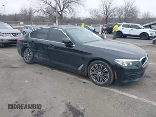 2019 BMW 5 Series 530i xDrive with VIN WBAJA7C51KWW26798, listed as a IAAI auction lot 41320980 with 65,865 mi miles. Bid and sale history available at carsss.com. Image 1.