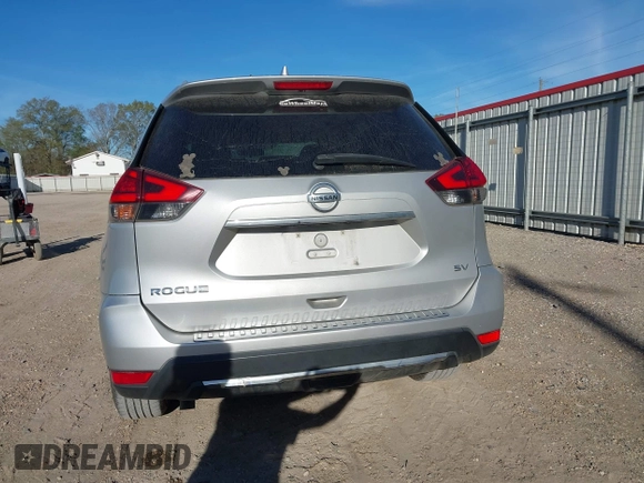 2017 Nissan Rogue SL with VIN 5N1AT2MT0HC826302, listed as a IAAI auction lot 41801657 with 111,216 mi miles and . Bid and sale history available at DreamBid. Image 17.