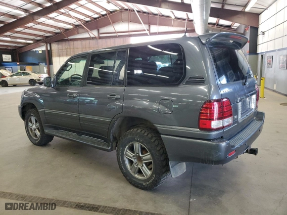 2006 Lexus LX 470 with VIN JTJHT00W964017117, listed as a Copart auction lot 61019524 with 207,767 mi miles and Salvage Title. Bid and sale history available at carsss.com. Image 2.