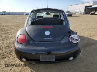 2003 Volkswagen New Beetle Coupe S with VIN 3VWFE21C53M426667, listed as a Copart auction lot 42253575 with 189,558 mi miles and Salvage Title. Bid and sale history available at carsss.com. Image 6.