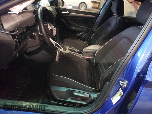 2023 Volkswagen Jetta Sport z VIN 3VWBM7BU6PM031683, wystawiony jako Copart lot #73480284 z przebiegiem 42 970 mil mil oraz Szkoda całkowita • Salvage title. Historia ofert i sprzedaży dostępna na DreamBid. Obrazek 7.