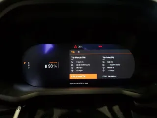2022 Polestar 2 z VIN LPSED3KA6NL078671, wystawiony jako Copart lot #57259945 z przebiegiem 24 692 mil mil oraz Szkody całkowita. Historia ofert i sprzedaży dostępna na DreamBid. Obrazek 9.