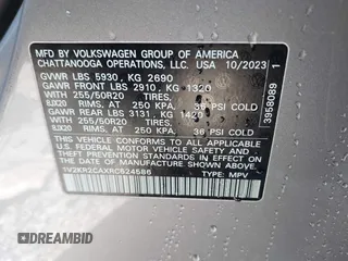 2024 Volkswagen Atlas SE with VIN 1V2KR2CAXRC524586, listed as a IAAI auction lot 41266446 with 15,417 mi miles and . Bid and sale history available at DreamBid. Image 9.