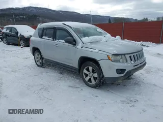 2013 Jeep Compass Sport with VIN 1C4NJDBB1DD113866, listed as a IAAI auction lot 41246375 with 204,405 mi miles. Bid and sale history available at carsss.com. Image 1.