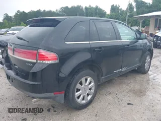 2007 Lincoln MKX with VIN 2LMDU68C37BJ08872, listed as a IAAI auction lot 42422739 with 226,756 mi miles and . Bid and sale history available at DreamBid. Image 4.