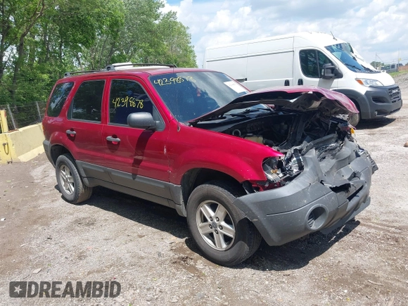 2007 Ford Escape XLS z VIN 1FMYU02Z07KA05549, wystawiony jako IAAI lot #42398878 z przebiegiem 180 243 mil mil oraz . Historia ofert i sprzedaży dostępna na DreamBid. Obrazek 1.