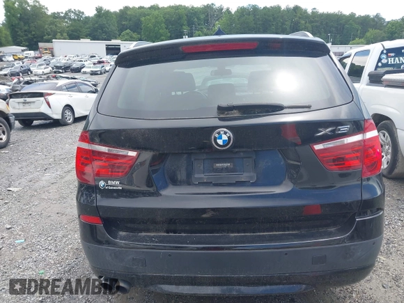 2014 BMW X3 xDrive28i z VIN 5UXWX9C54E0D40939, wystawiony jako IAAI lot #42468079 z przebiegiem Nie podano mil oraz . Historia ofert i sprzedaży dostępna na DreamBid. Obrazek 16.