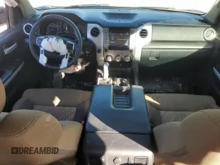 2018 Toyota Tundra 2WD SR5 with VIN 5TFEY5F12JX233799, listed as a Copart auction lot 82091024 with 105,972 mi miles and Non Repairable. Bid and sale history available at carsss.com. Image 8.