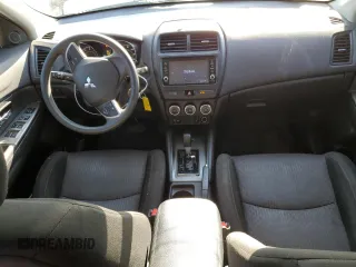 2019 Mitsubishi Outlander ES z VIN JA4AP3AU4KU020762, wystawiony jako Copart lot #50433755 z przebiegiem 177 100 mil mil oraz Szkoda całkowita • Salvage title. Historia ofert i sprzedaży dostępna na DreamBid. Obrazek 8.