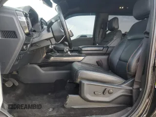 2023 Ford F-150 XL z VIN 1FTFW1ED9PFA77211, wystawiony jako Copart lot #54770075 z przebiegiem 82 712 mil mil oraz Szkoda całkowita • Salvage title. Historia ofert i sprzedaży dostępna na DreamBid. Obrazek 7.