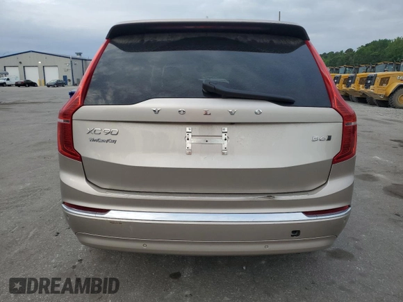 2024 Volvo XC90 Plus Bright Theme z VIN YV4062PE9R1169336, wystawiony jako Copart lot #56022465 z przebiegiem 8 129 mil mil oraz Szkoda całkowita • Salvage title. Historia ofert i sprzedaży dostępna na DreamBid. Obrazek 6.